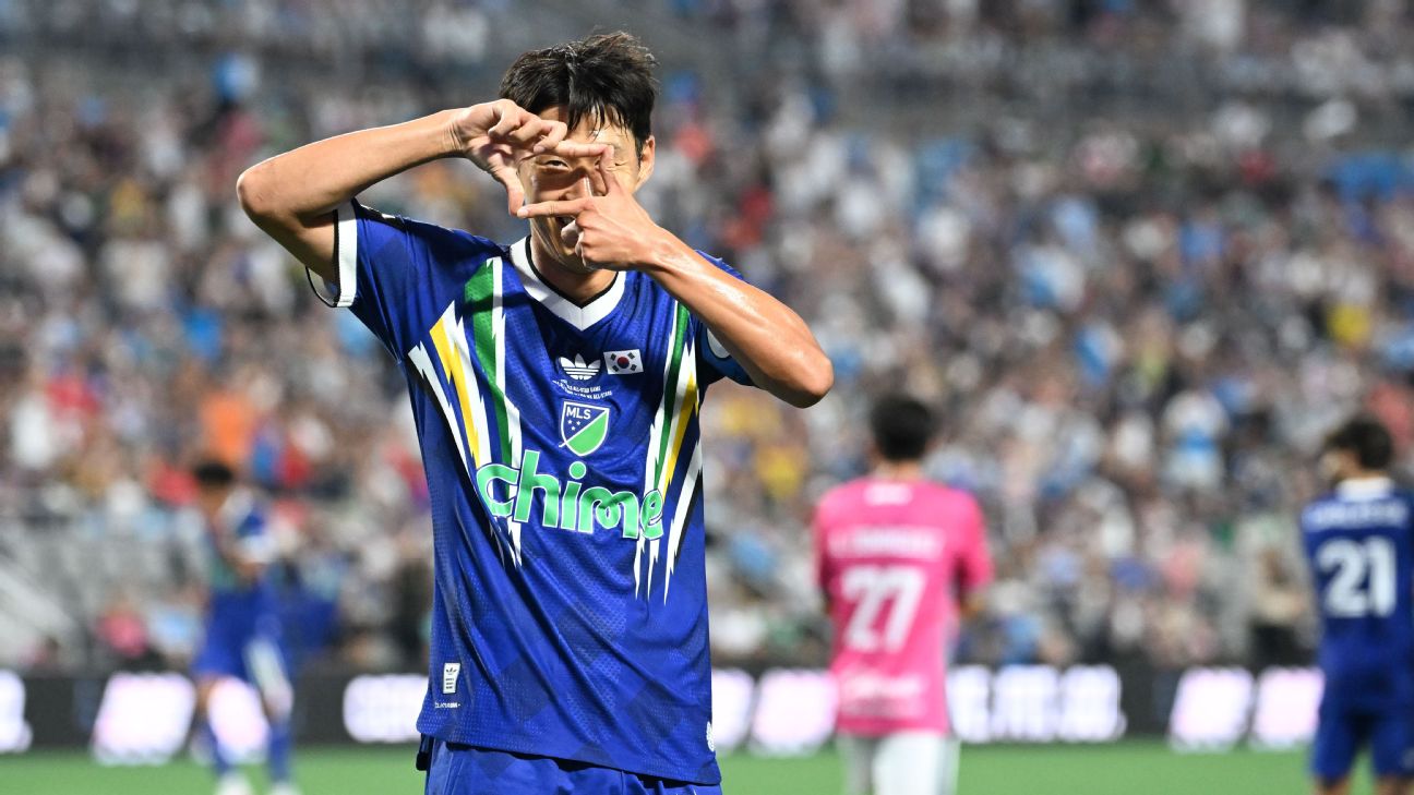 孙兴慜梅开二度，MLS全明星4比3险胜墨西哥联赛全明星